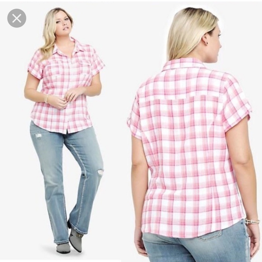 Torrid pink plaid short sleeve shirt